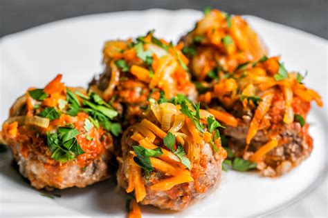 Albóndigas vegetarianas con salsa