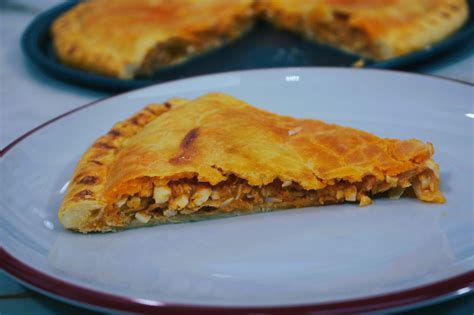 Empanada de atún al horno