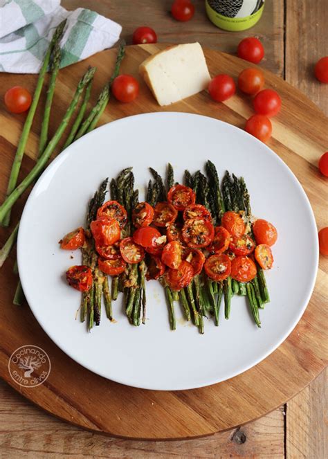 Espárragos con Tomate