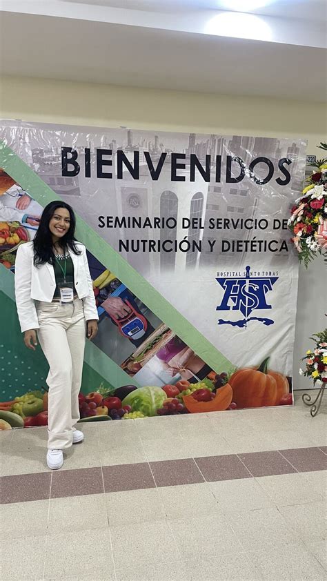 Estudiantes de Nutrición y Dietética en Santo Tomás