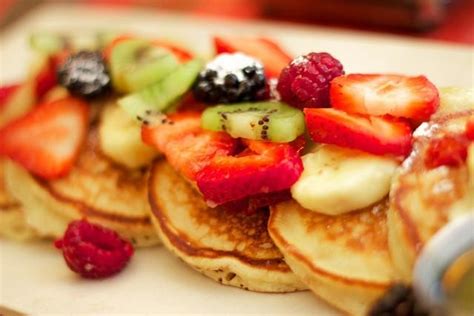 Hot Cakes con Frutas