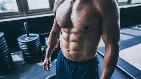 Infografía sobre ganar masa muscular y quemar grasa
