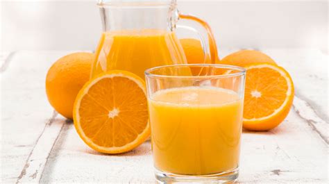 Jugo de naranja beneficios para bajar de peso
