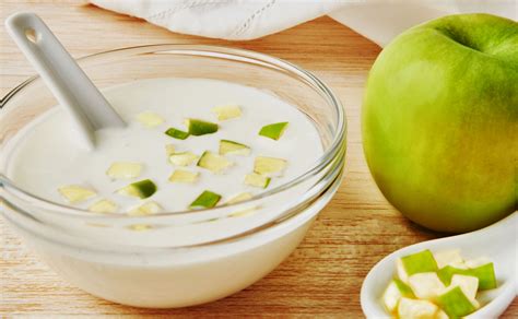 Manzana con Yogurt