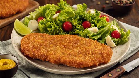 Milanesa de Pollo con Ensalada