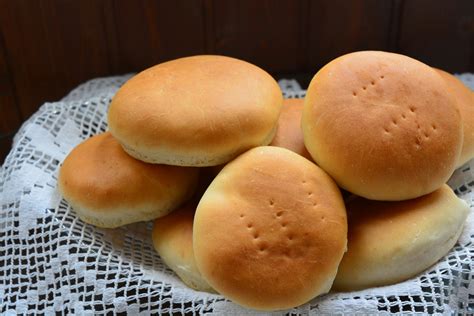 Pan Chileno