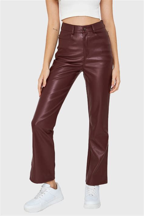 Pantalón de ecocuero vegano burdeos