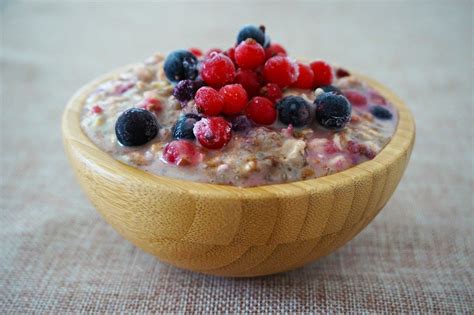Porridge de avena con frutos rojos