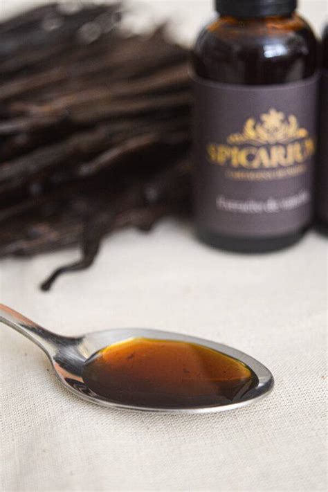 Postres y bebidas con extracto de vainilla