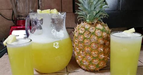 Preparación Agua de Piña