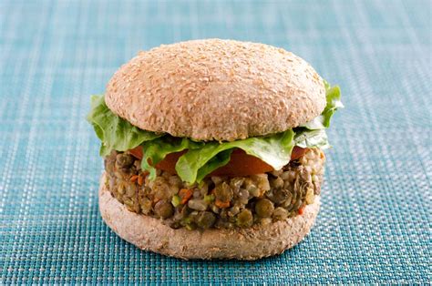 Preparación de hamburguesas de lentejas