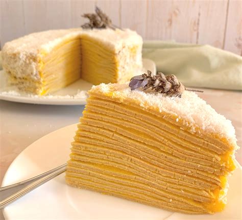 Preparación de la Torta de Panqueque de Naranja