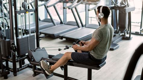 Remo en gimnasio