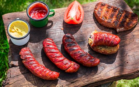 Salchichas Veganas a la Parrilla