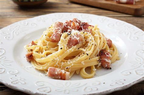 Tallarines carbonara