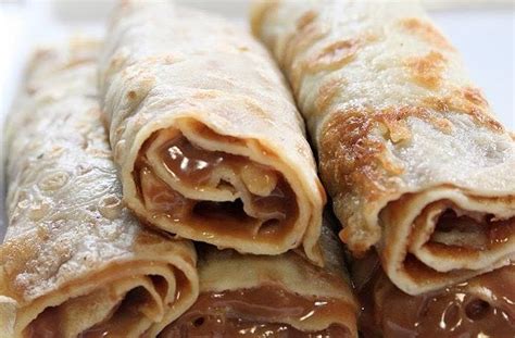Torta de panqueques con manjar