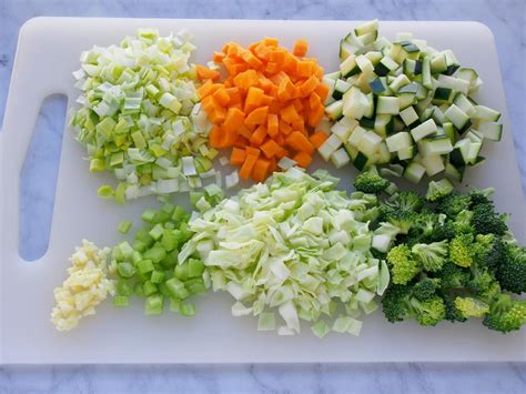 Variedad de ingredientes para la sopa