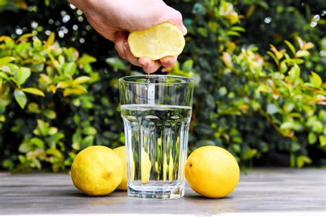 Vinagre de manzana y jugo de limón