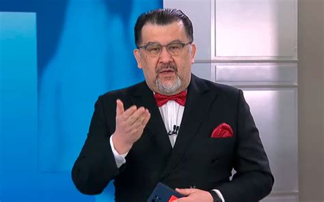 periodista Carlos Zárate