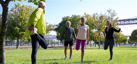 personas haciendo deporte